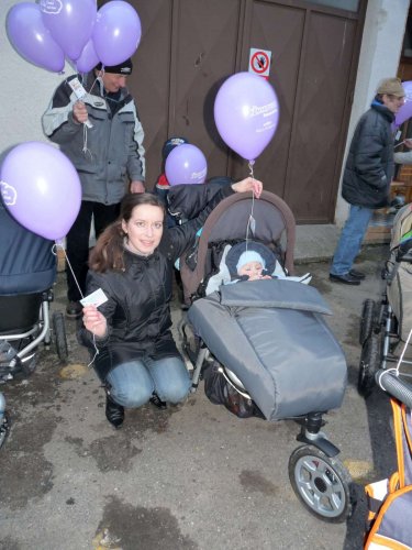 Vypouštění balónků s přáním Ježíškovi - 9.12.2010